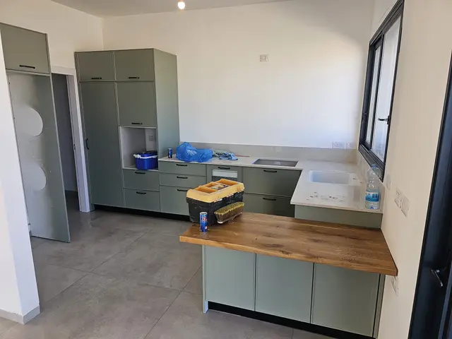 מטבח בעיצוב וייצור איפאה נגרים