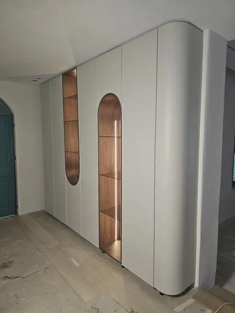 תאורה משולבת בנגרות של איפאה נגרים
